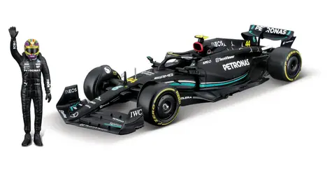 Bburago RACE Formule F1 s figurkou jezdce - Mercedes-AMG W14 E Performance (2023) #44 Hamilton / 1:24 / od 14 let