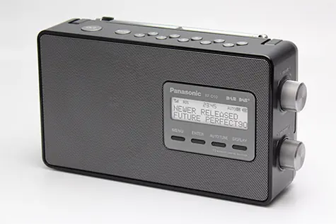 Panasonic RF-D10EG-W bílá / Přenosné rádio / FM / DAB+