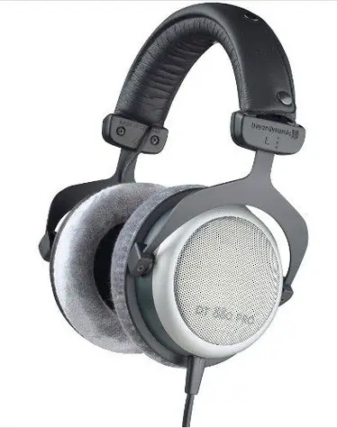 Beyerdynamic DT 880 PRO 250 OHM / Polootevřená sluchátka / 3.5mm jack / 3m 