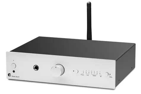 Pro-Ject STEREO BOX E stříbrná / Minimalistický integrovaný zesilovač 