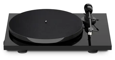 Pro-Ject E1 + AT3600L - High Gloss Black / Gramofon / řemínkový / RCA kabel 1.23m