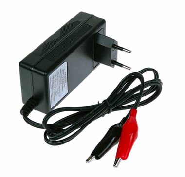 AVACOM Nabíječka WILSTAR 12V 0.8A pro olověné AGM & GEL akumulátory (3 - 10Ah)