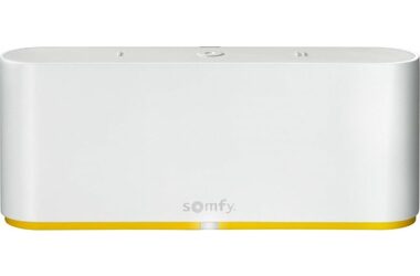 Somfy TaHoma Switch / Centrální ovládací jednotka / Wi-Fi / Zigbee 3.0 / RTS / io-homecontrol