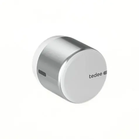 Tedee GO2 (Stříbrný hliník / Bílý) + Evropský Adapter