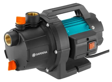 Gardena 09010-47 Zahradní čerpadlo 3000|4 / 600W / Kapacita 3.000 l-h / Tlak 3.6 bar / Samonasávací výška 7 m