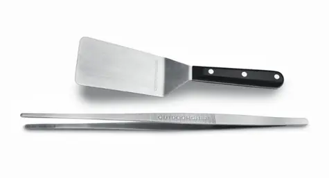 Outdoorchef Sada nářadí na Plancha 2ks / Pinzeza + špachtle