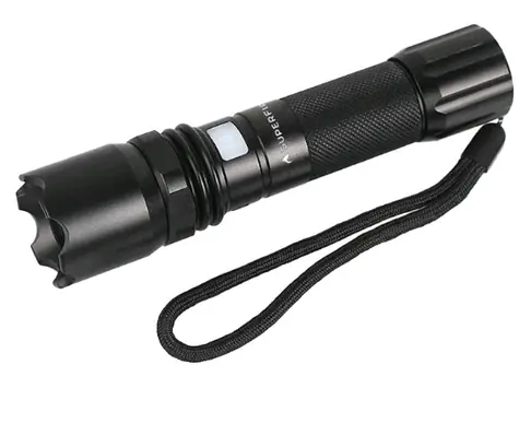 Superfire A10 Svítilna černá / 550lm / USB
