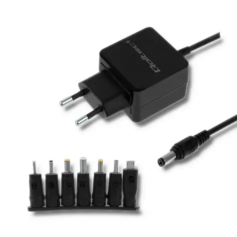 Qoltec 51557 Univerzální adaptér 15W / 7 plugs