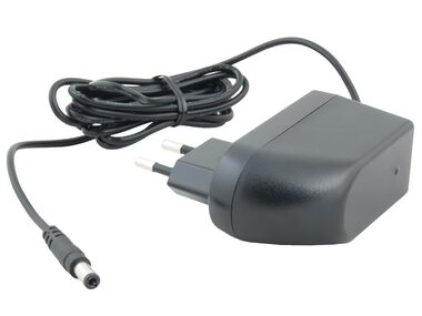 AVACOM Napájecí adaptér univerzální 12V 2A 24W konektor 5.5mm x 2.5mm