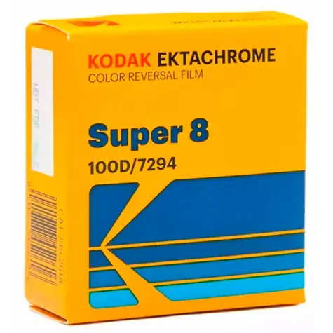 Kodak Ektachrome Super 8 15m / Barevný pozitivní film / ISO 100 