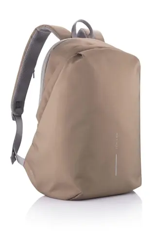 XD Design Bobby Soft hnědá / Bezpečnostní batoh pro notebook / do 15.6" / 16L