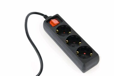 Gembird EG-PSU3-01 černá / UPS zásuvka / 3 zásuvky + vypínač / 230V-16A / 0.6m