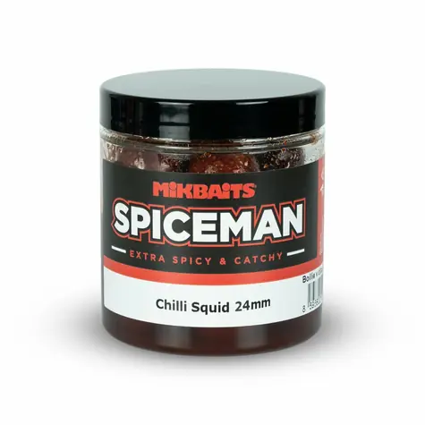 Mikbaits Boilies v dipu Spiceman Chilli Squid 250ml 24mm