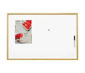 CLASSIC Magnetická tabule lakovaný povrch 90x60 / dřevěný rám 