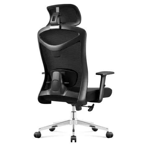 Mark Adler Manager 2.6 černá / Kancelářské ergonomické křeslo / nosnost 130 kg