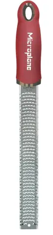 Microplane Premium Classic tmavě-červená / jemné struhadlo / 325 cm / nerezová ocel