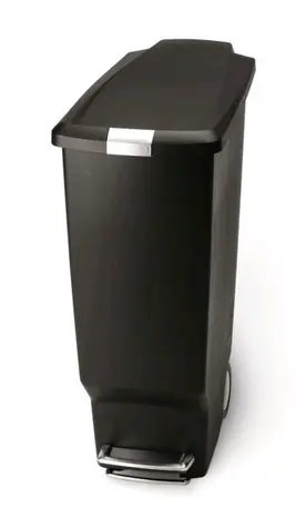 Simplehuman Pedálový odpadkový koš  – 40 l / úzký / černý plast