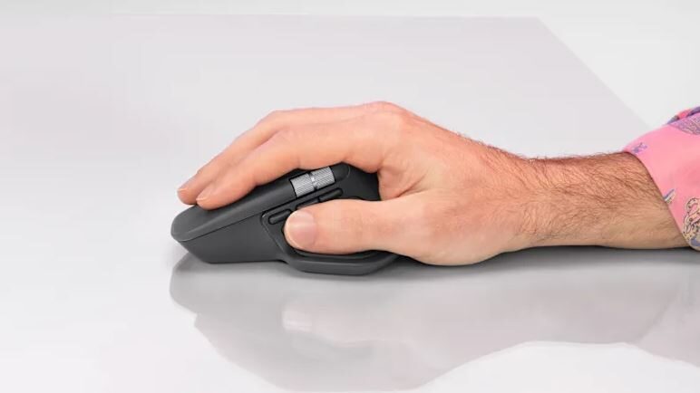 Logitech MX Master 4 | Více pohodlí Hlubší soustředění.