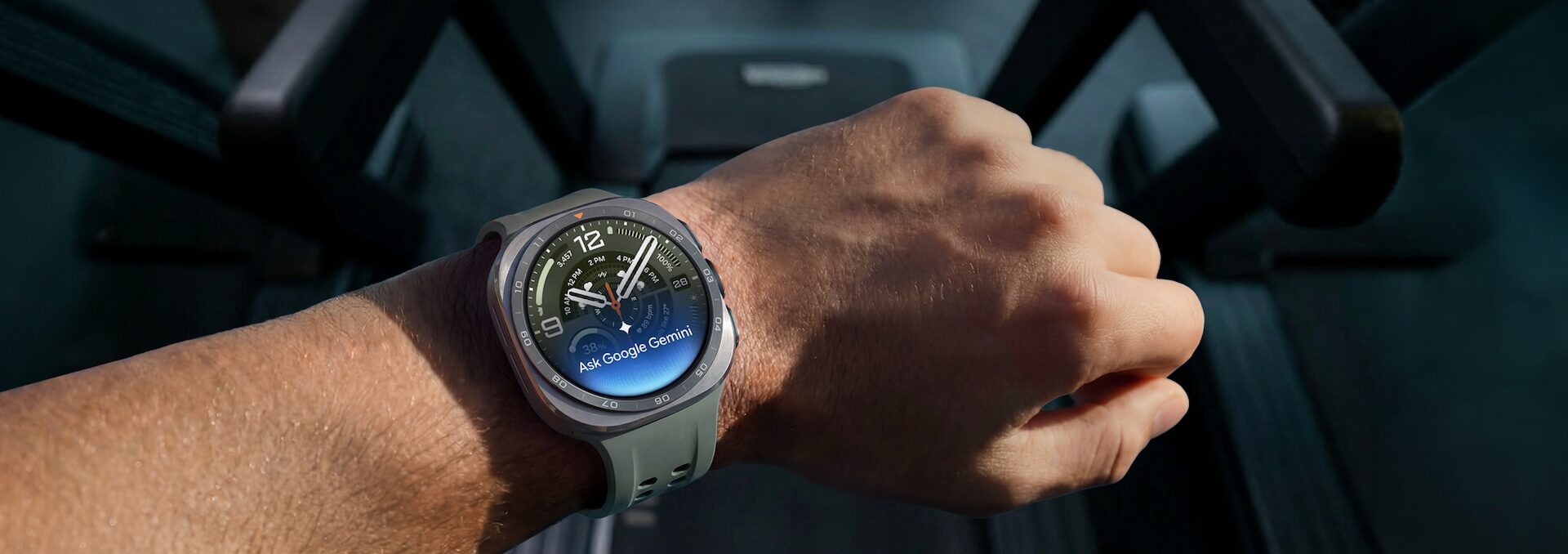 Galaxy Watch Ultra2 na zápěstí při každodenním nošení